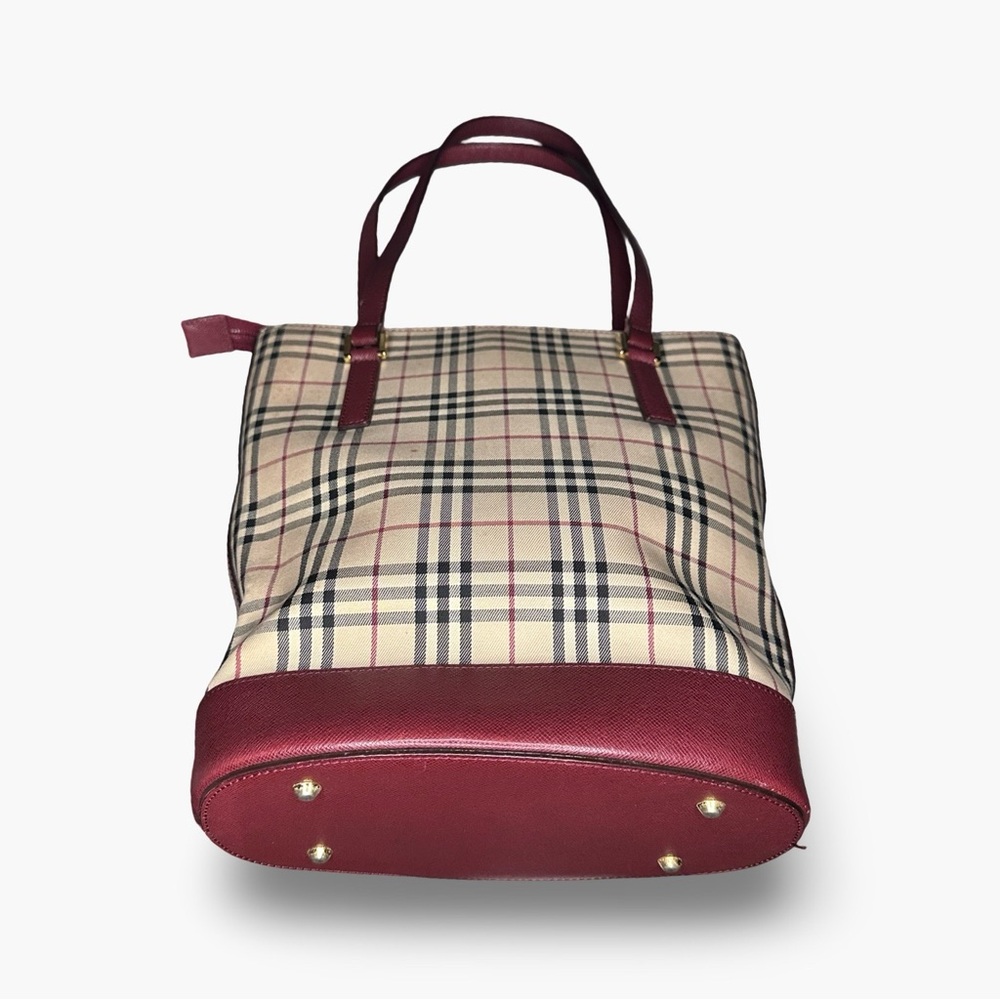 BURBERRY zip top nova check tote - leather handles and trim - pre loved vintage - Picture 6 of 13